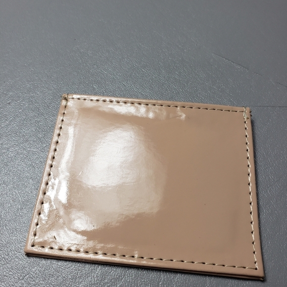 3/$15 bundle lot of 2 key chain faux fur round bag and 3 slot card holder - Picture 3 of 11